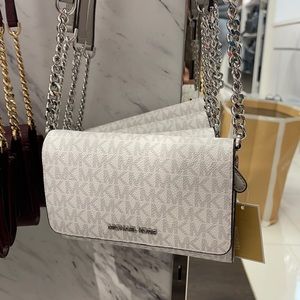 MICHAEL KORS Jet Set Travel Phone Xbody